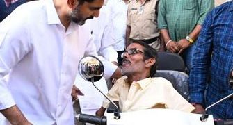 ఇచ్చిన మాట ప్రకారం..దివ్యాంగుడికి ట్రై స్కూటీ