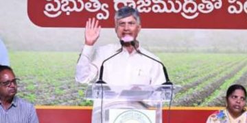 మంచి చేసే ప్రణాళికలు మావి..ముంచేసే కుట్రలు వాళ్లవి