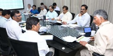 ప్రాజెక్ట ల పూర్తిలో..దేశంలోనే మేటిగా ఏపీ నిలవాలి