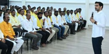 ప్రభుత్వం చేస్తున్న మంచిని ప్రజల్లోకి తీసుకెళ్లండి