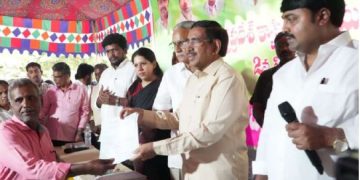 కొత్తగా ల్యాండ్‌ పూలింగ్‌లో భూములిచ్చే రాజధాని రైతులకు రుణమాఫీ