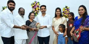 ఆనందాలు నిండుగా..ఆత్మీయ పండుగ