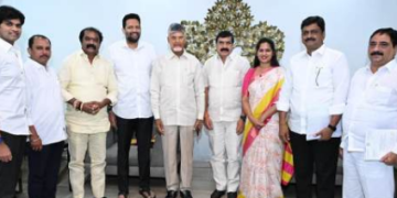 ముంపు కాలనీలకు రక్షణ గోడ
