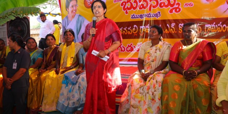 సమస్యల పరిష్కారానికి తన వంతు కృషి