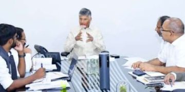 మొక్కజొన్నను ఆదుకోండి