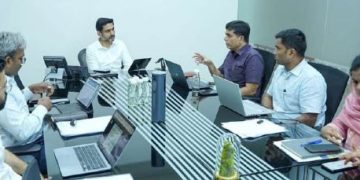 మధ్యాహ్న భోజనం నాణ్యత విషయంలో కఠినంగా వ్యవహరించండి