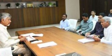 ఇంటింటికీ యోగా థీమ్‌తో యోగాంధ్ర