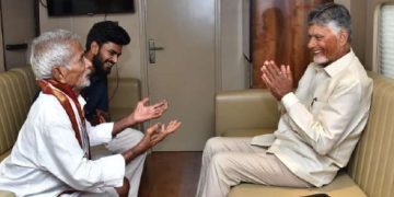 అభిమానికి ఆత్మీయ పలకరింపు