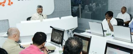 మానవీయ కోణంలో పీజీఆర్ఎస్ అర్జీల పరిష్కారం