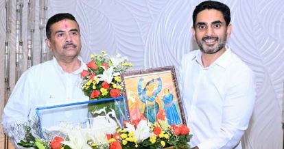 పశ్చిమబెంగాల్ సీఎంతో లోకేష్ భేటీ