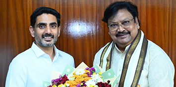 గవర్నర్ కోటాలో శాసనమండలి సభ్యులుగా ఎన్నికైన టీడీపీ సీనియర్ నేత వర్ల రామయ్యకు విద్య, ఐటీ శాఖల మంత్రి నారా లోకేష్ శుభాకాంక్షలు తెలిపారు.