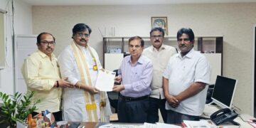 నామినేషన్లలో వైసీపీ విధ్వంసంపై రాష్ట్ర ఎన్నికల కమిషన్కు ఫిర్యాదు