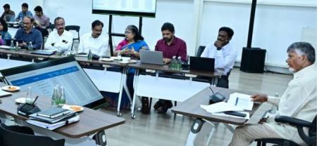 5 లక్షల మంది మహిళా పారిశ్రామికవేత్తలే లక్ష్యం