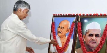 మహనీయుల బాటలో దేశాభివద్ధికి కషి చేద్దాం